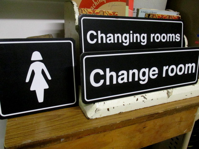 SIGN, Amenities - Change Room